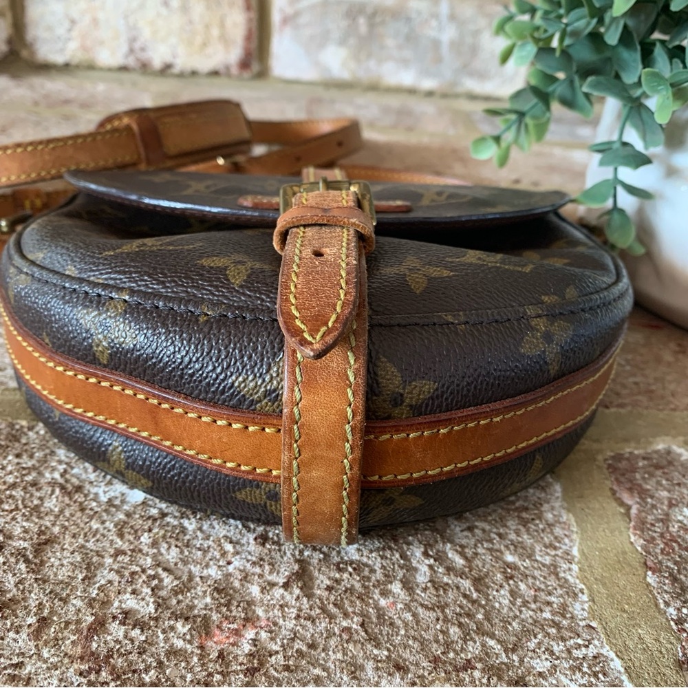 Louis Vuitton | Authentic LV Monogram | Chantilly PM | Crossbody Saddle Bag - Picture 3 of 16